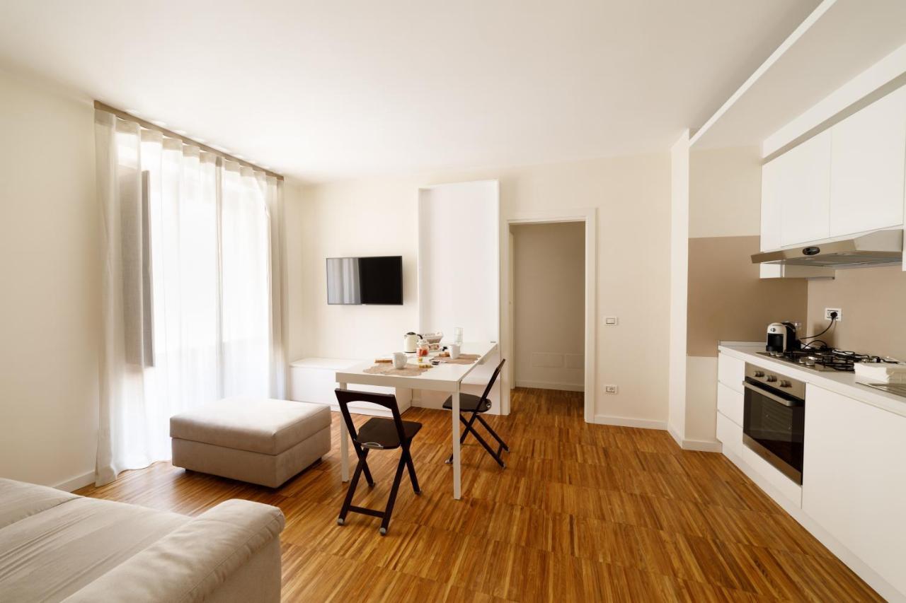 I Vicoli Exclusive Apartments Fondi Eksteriør bilde